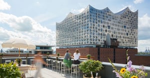 DE Web - Featured Image Template