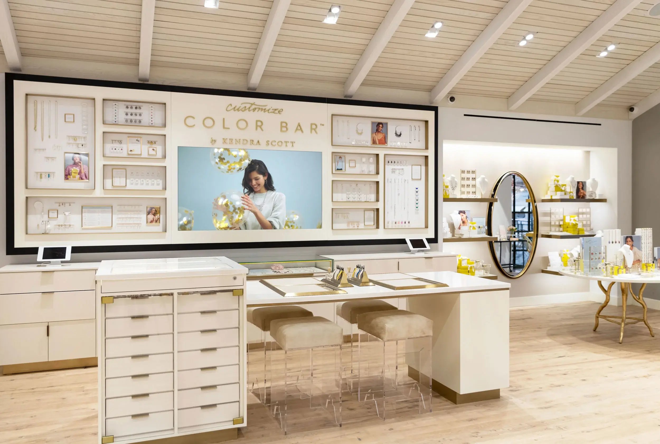 The Kendra Scott Color Bar