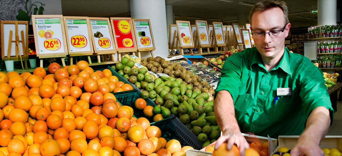motivated-employees-at-coop-3
