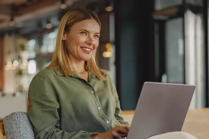 Accurate hours, reliable payroll cropped