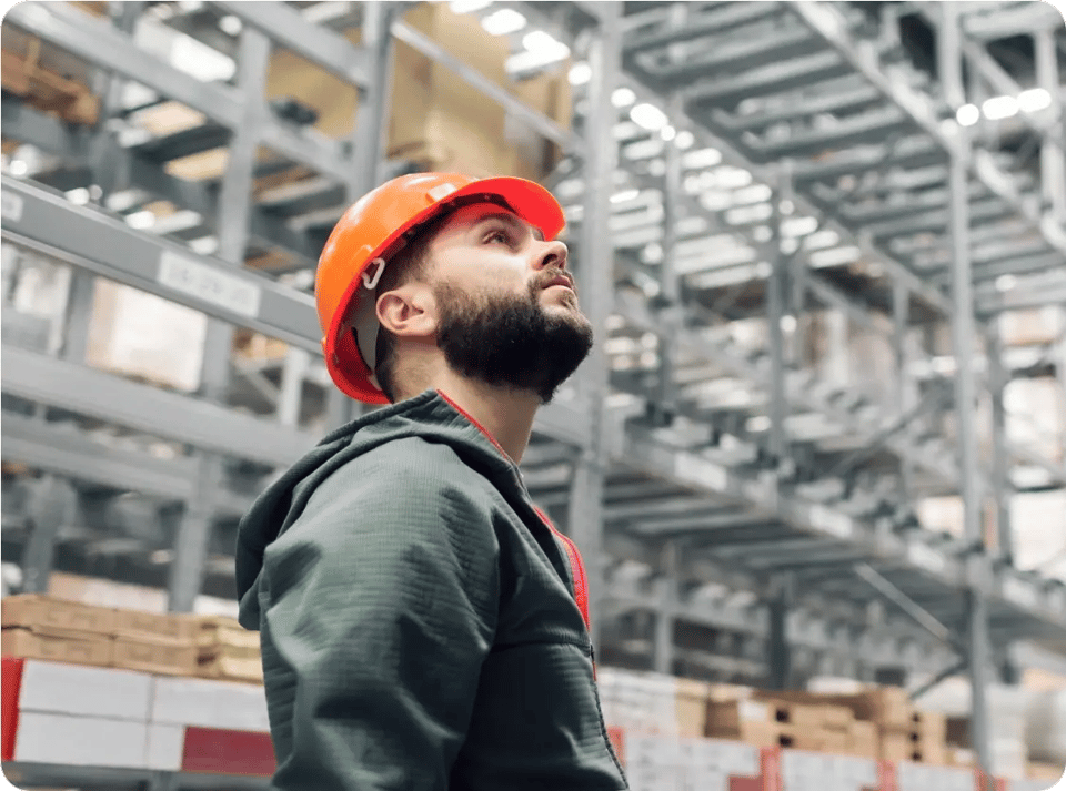 Improve warehouse performance and employee engagement-1